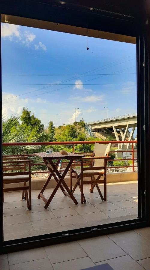 Canal Luxury Apartments Nea Poteidaia Ngoại thất bức ảnh