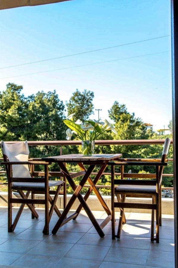 Canal Luxury Apartments Nea Poteidaia Ngoại thất bức ảnh